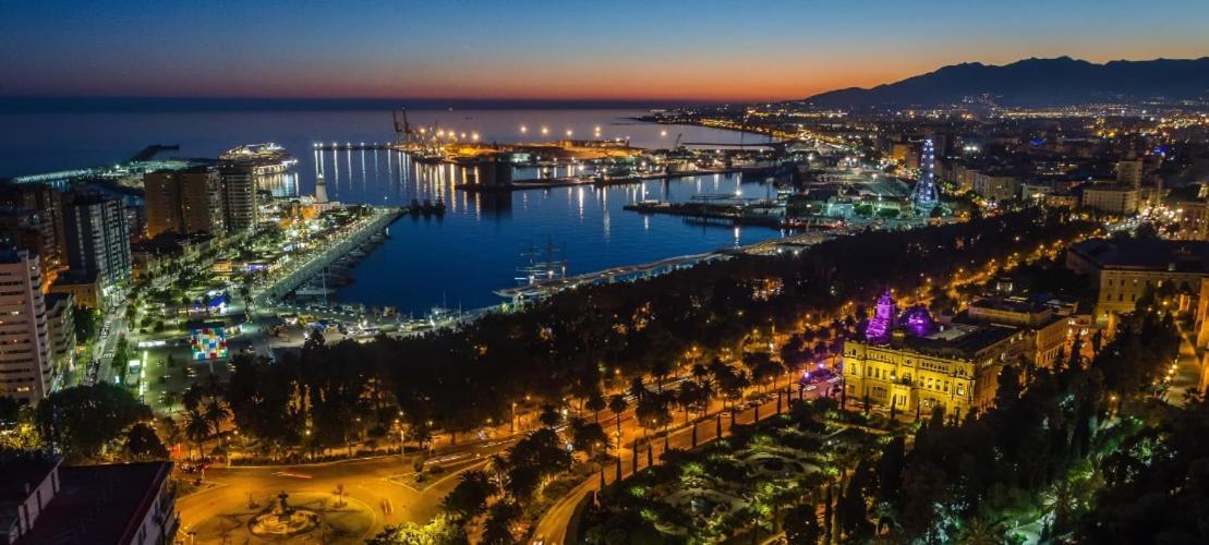 Precioso Apartamento A 5 Minutos Andando De La Playa Malaga Ngoại thất bức ảnh